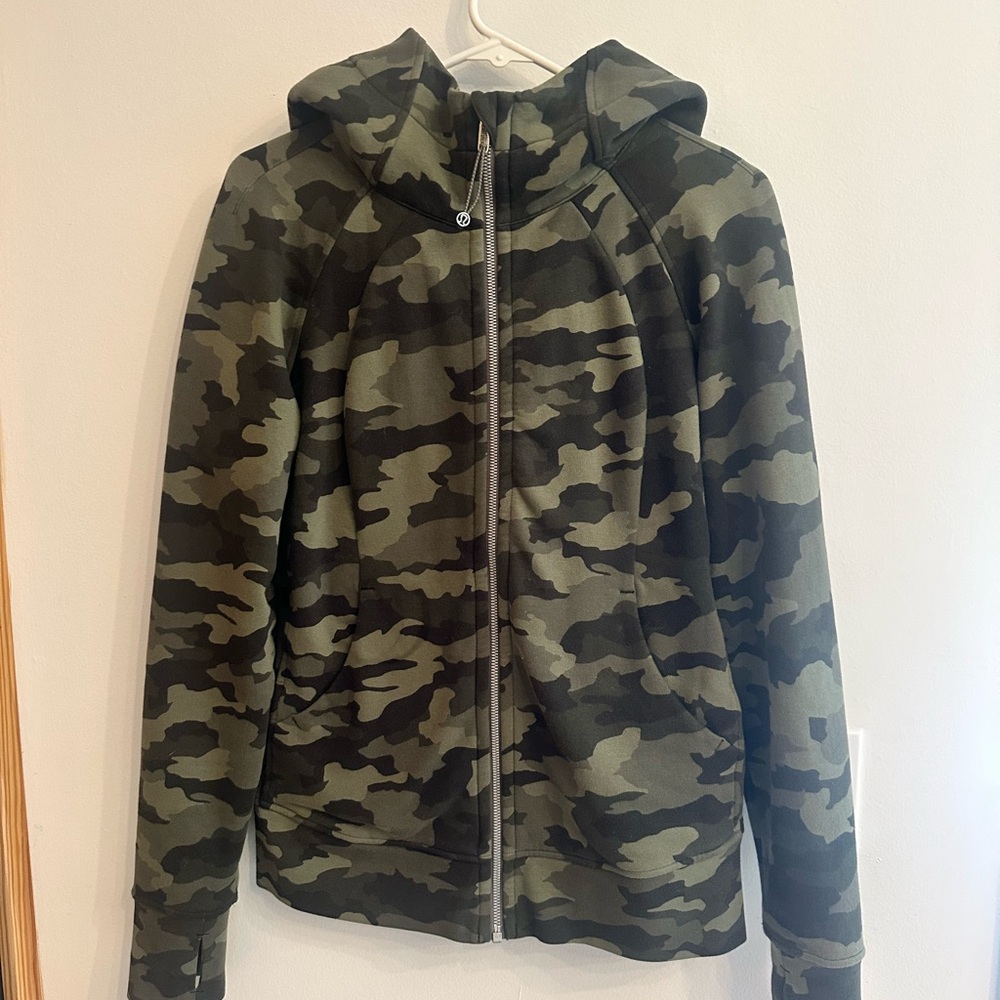 Lululemon athletica Camo Zip-Up Hoodie in Olive & Black